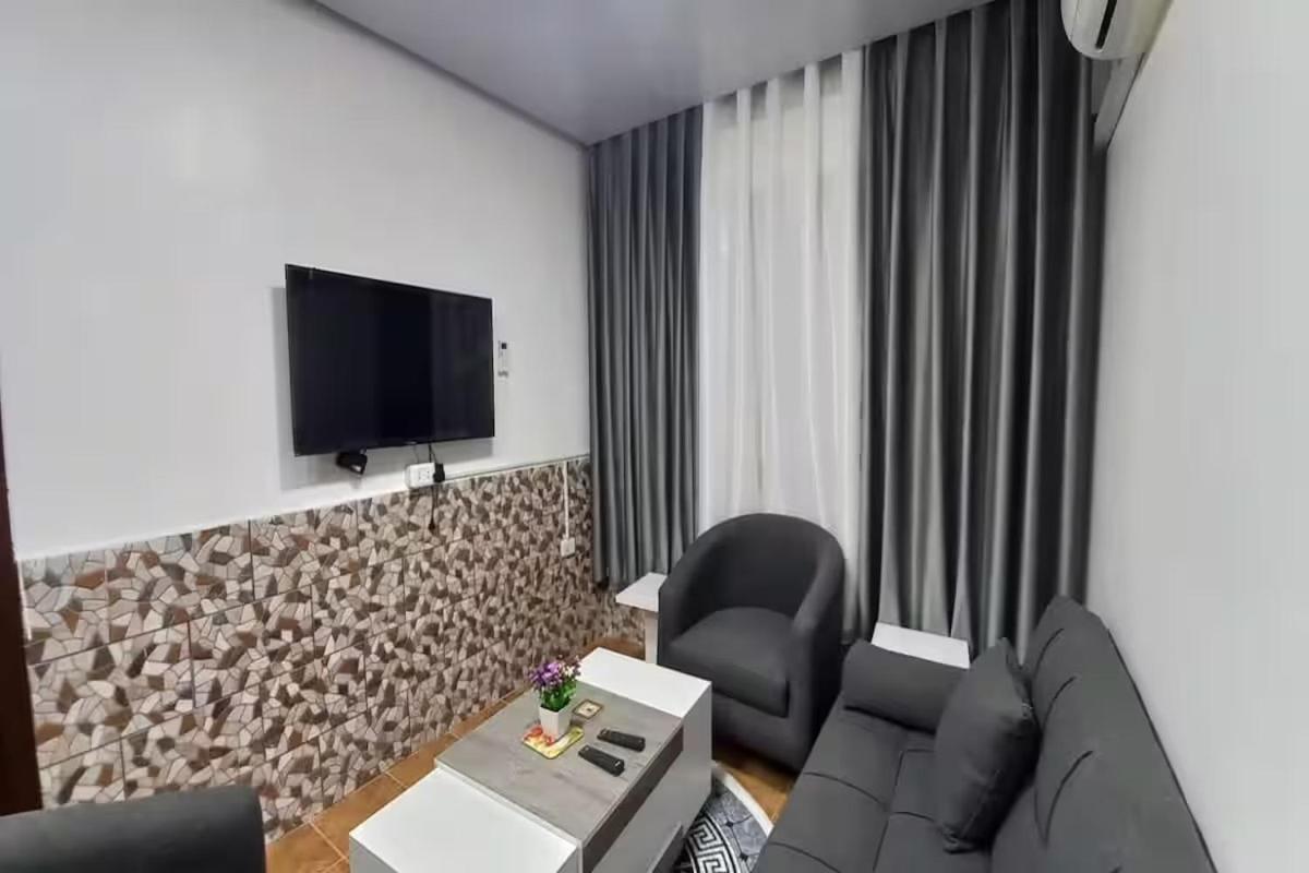 Al-Nujoom Hotel Suites Amman Eksteriør billede