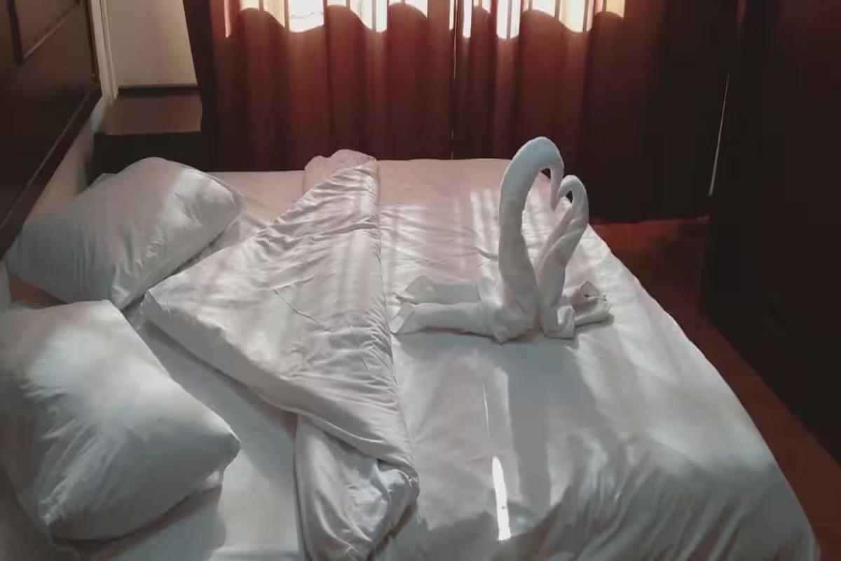 Al-Nujoom Hotel Suites Amman Eksteriør billede